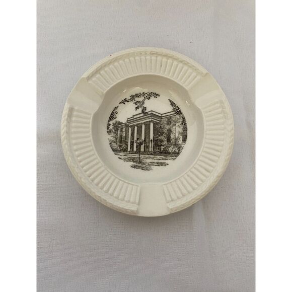 University of South Carolina South Carolina Library Wedgwood Ashtray - Picture 1 of 8